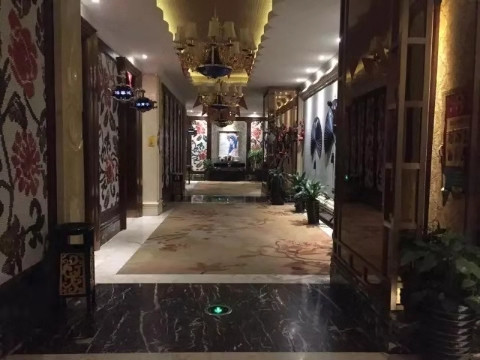 张家界哪个ktv荤的妹子质量好